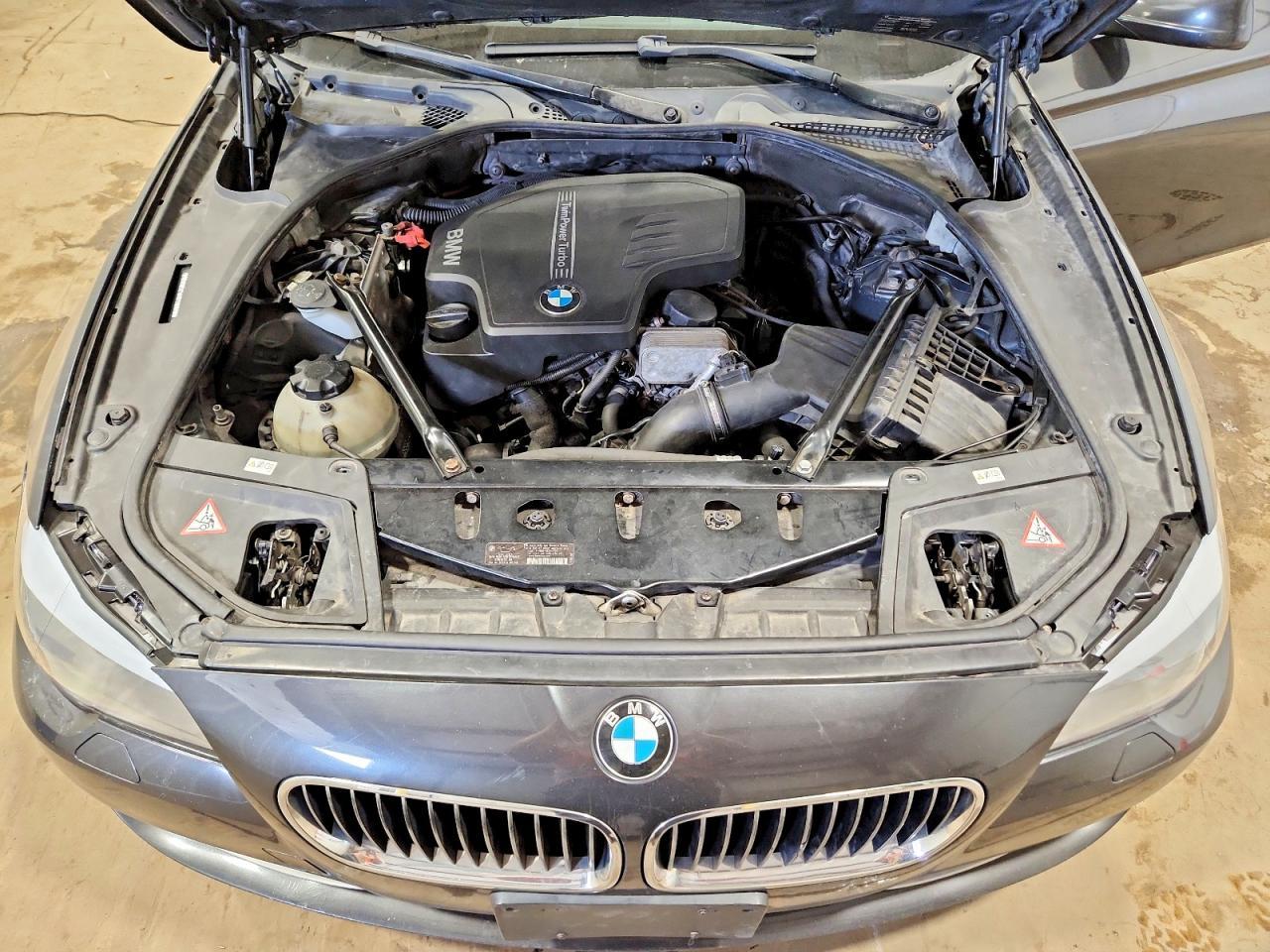 2013 BMW 528 Xi - zdjęcie 11