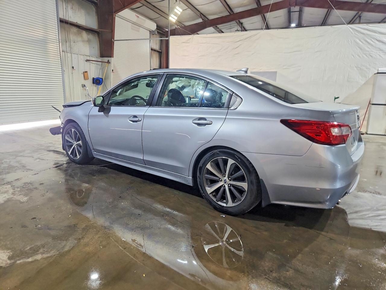 2017 Subaru Legacy 2.5I Limited - zdjęcie 2