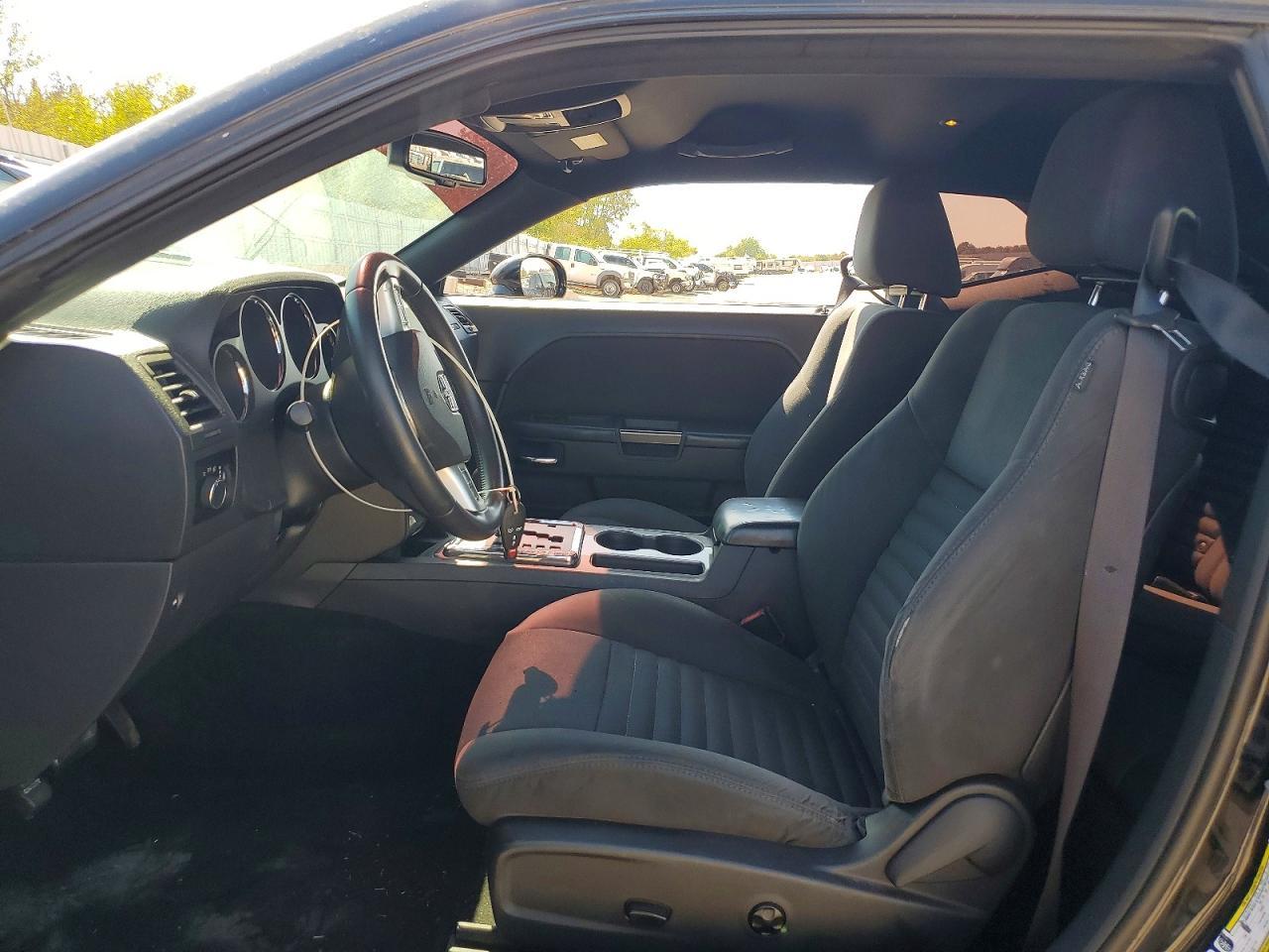 2013 Dodge Challenger Sxt - zdjęcie 7