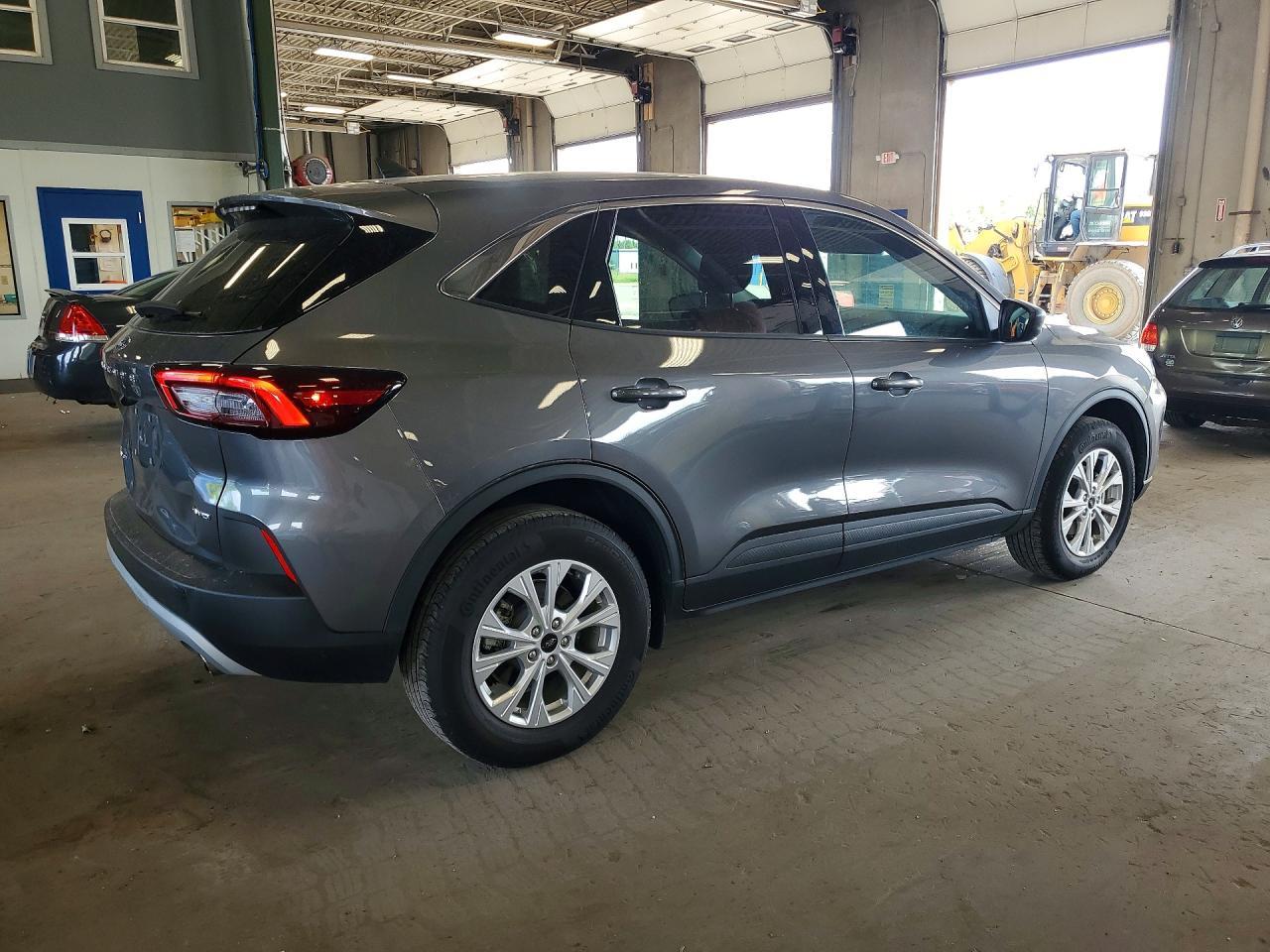 2023 Ford Escape Active - zdjęcie 3