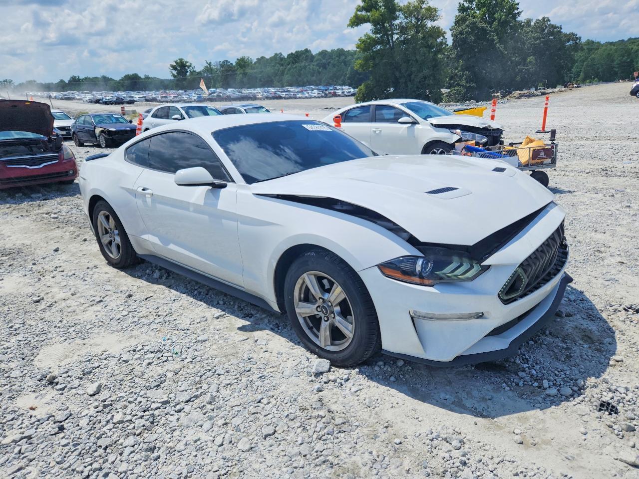 2018 Ford Mustang - zdjęcie 4