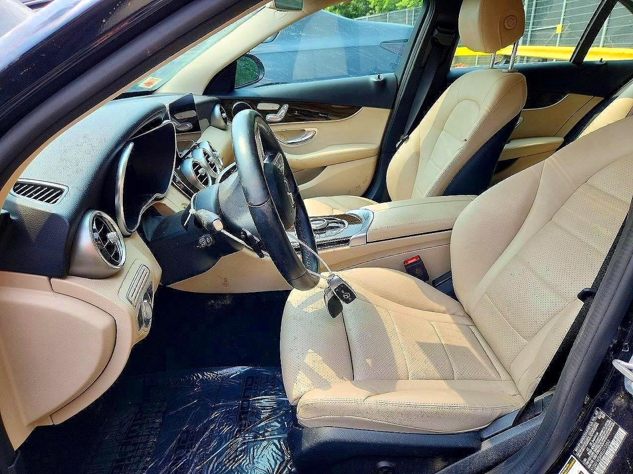 2019 Mercedes-Benz C 300 4Matic - zdjęcie 7