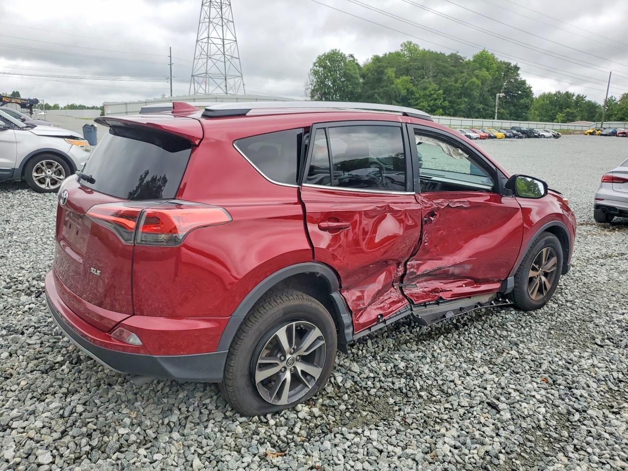 2018 Toyota Rav4 Xle - zdjęcie 3