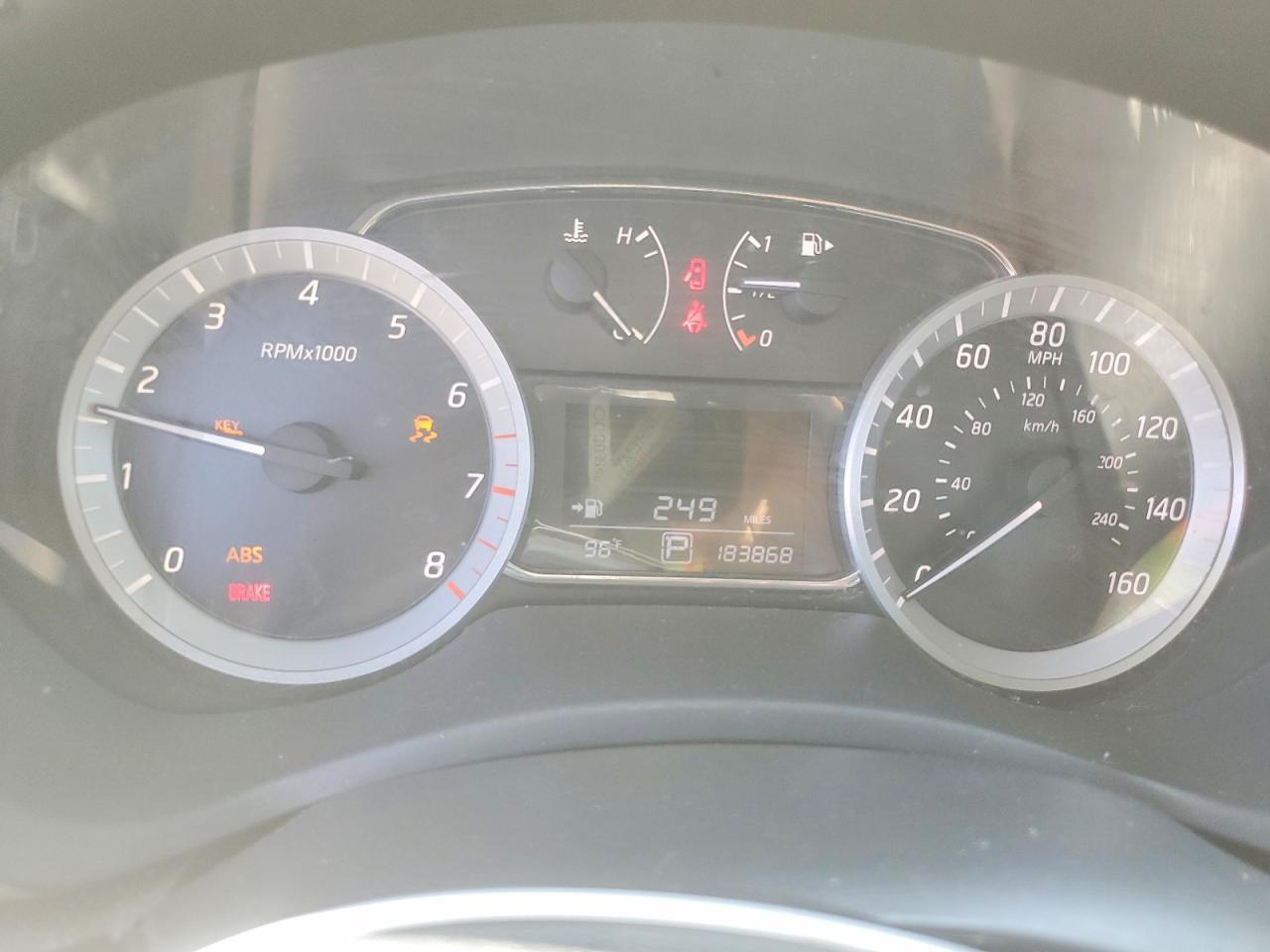 2015 Nissan Sentra Sr - zdjęcie 9