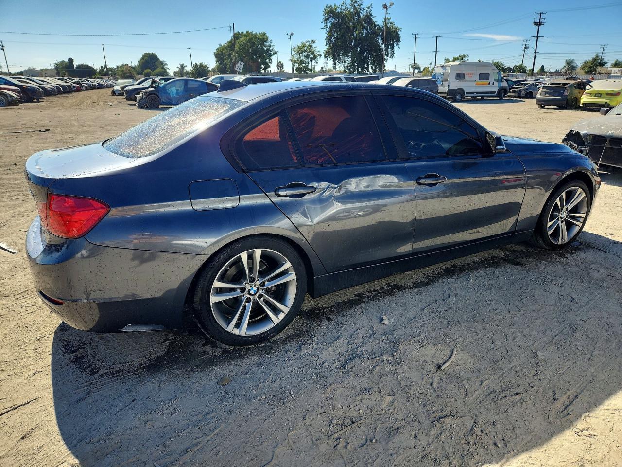 2013 BMW 328 I - zdjęcie 3