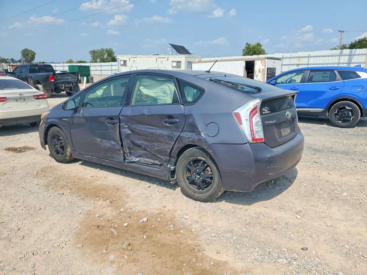 2013 Toyota Prius Two - zdjęcie 2