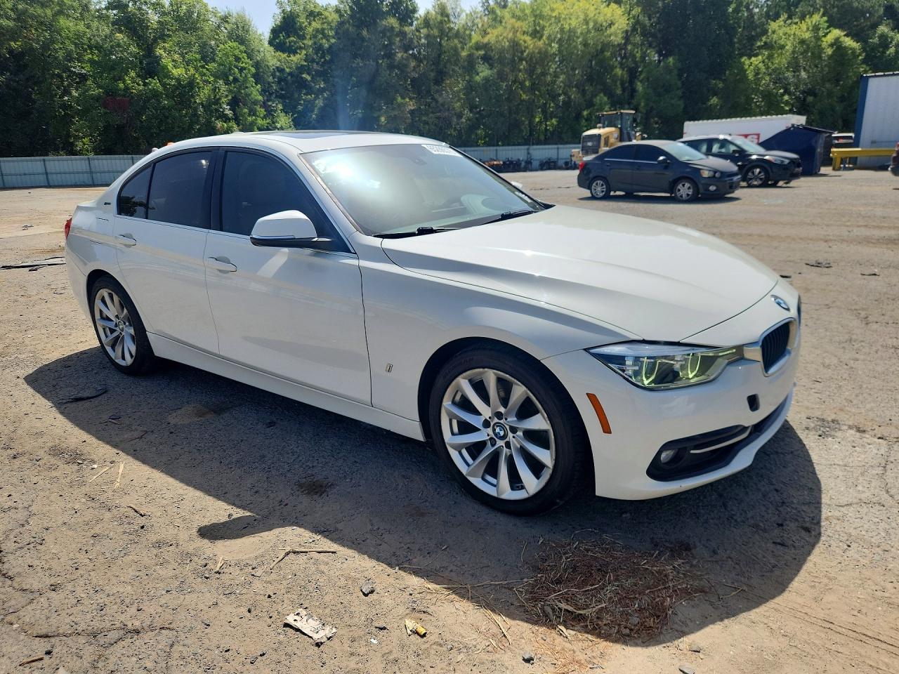 2018 BMW 330E - zdjęcie 4