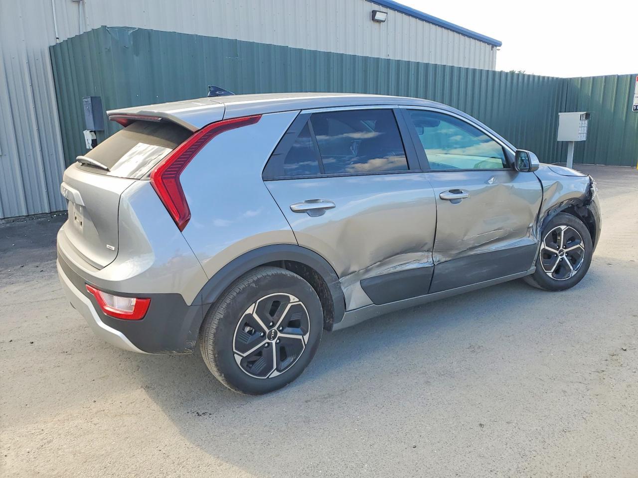 2026 Kia Niro Lx - zdjęcie 3