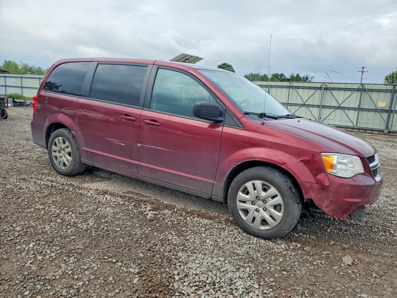 2018 Dodge Grand Caravan Se - zdjęcie 4