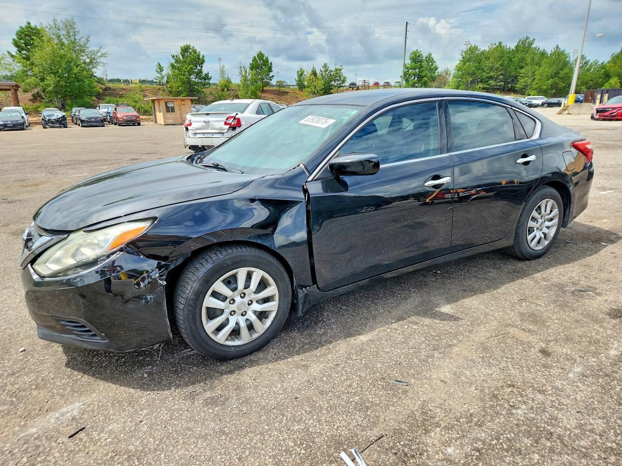 2016 Nissan Altima 2.5 S - zdjęcie główne
