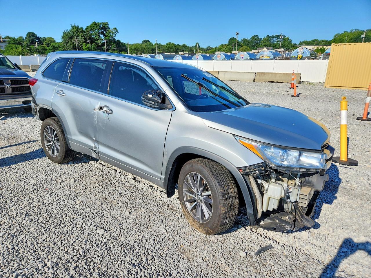 2018 Toyota Highlander Xle - zdjęcie 7