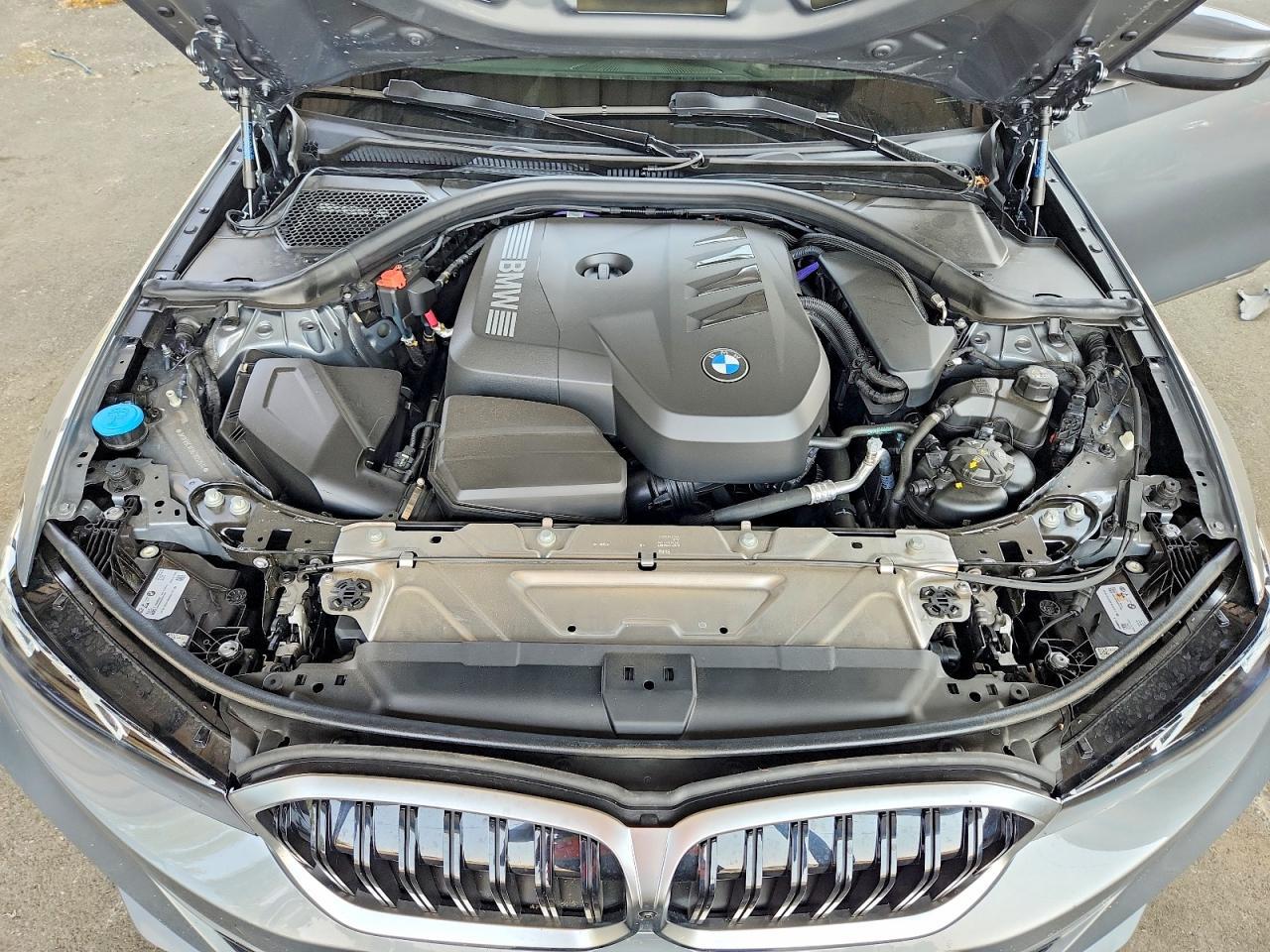 2026 BMW 330Xi - zdjęcie 11
