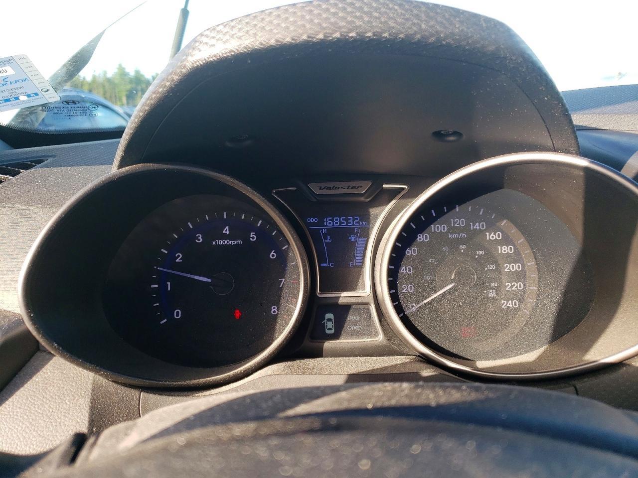 2013 Hyundai Veloster Turbo - zdjęcie 9