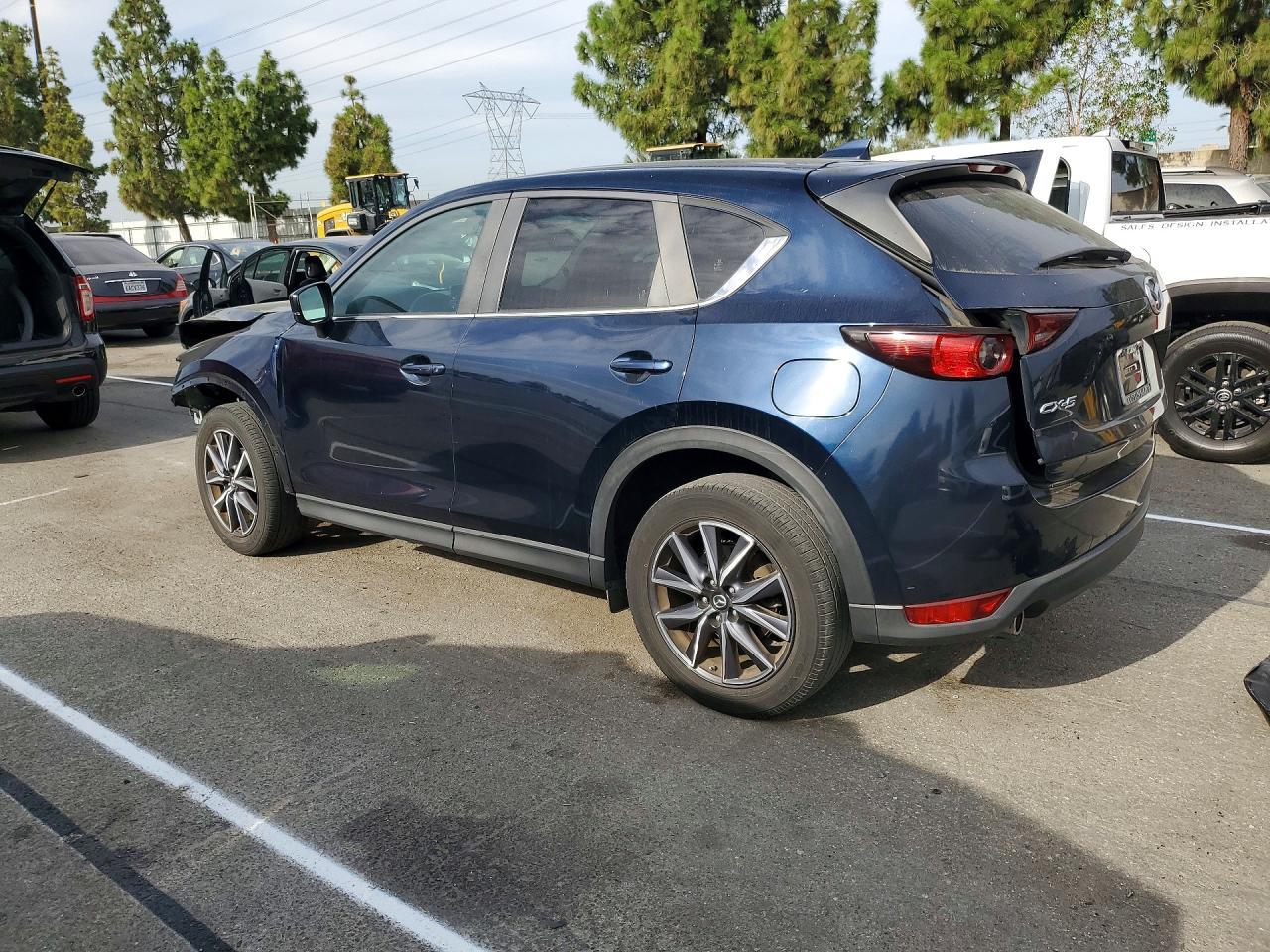2018 Mazda Cx-5 Touring - zdjęcie 2
