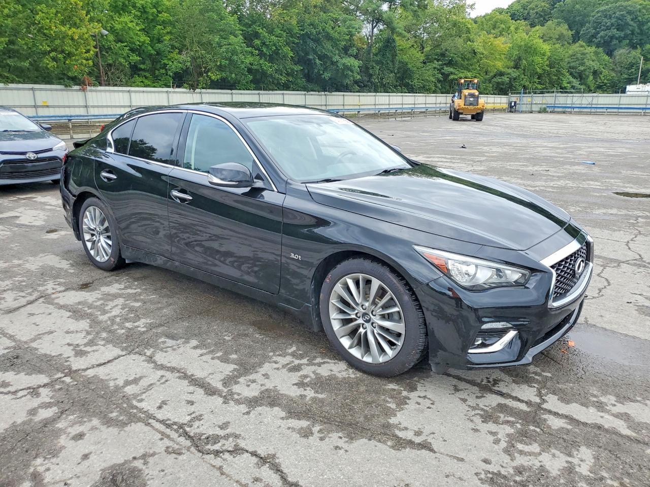 2019 Infiniti Q50 3.0T Luxe - zdjęcie 4