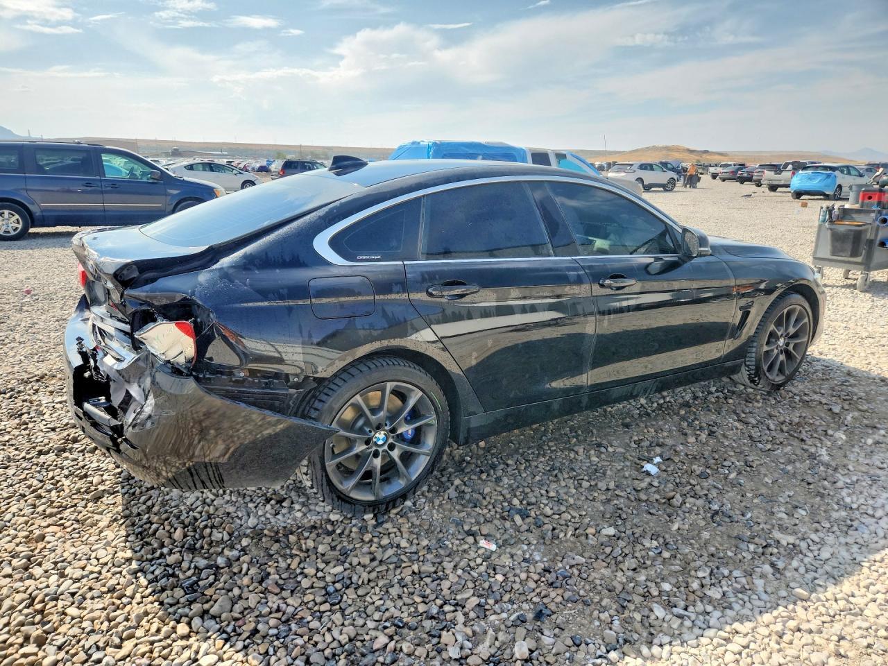 2017 BMW Seria 4 430i - zdjęcie 3