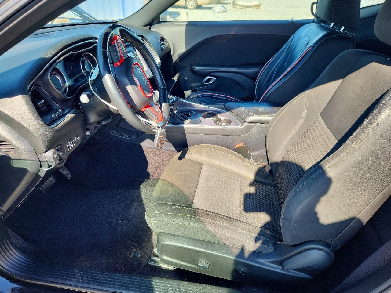 2016 Dodge Challenger Sxt - zdjęcie 7