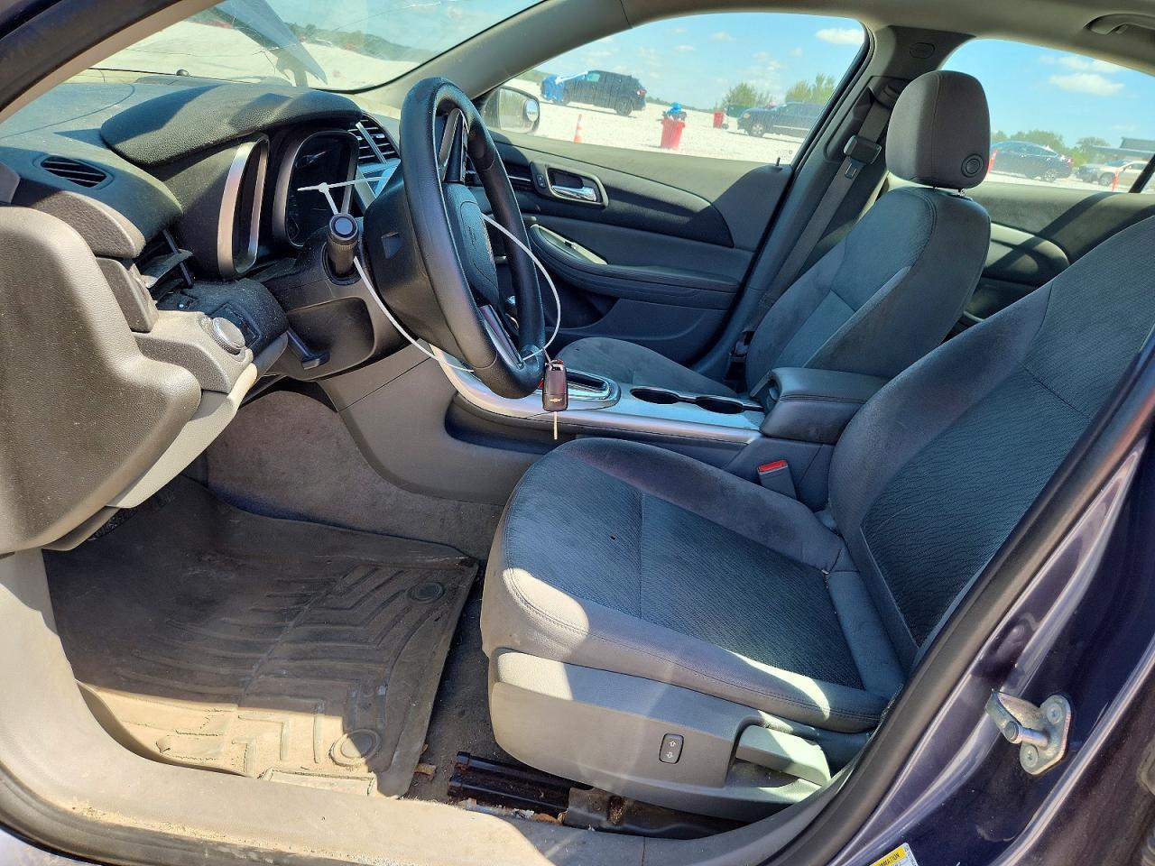 2013 Chevrolet Malibu Ls - zdjęcie 7