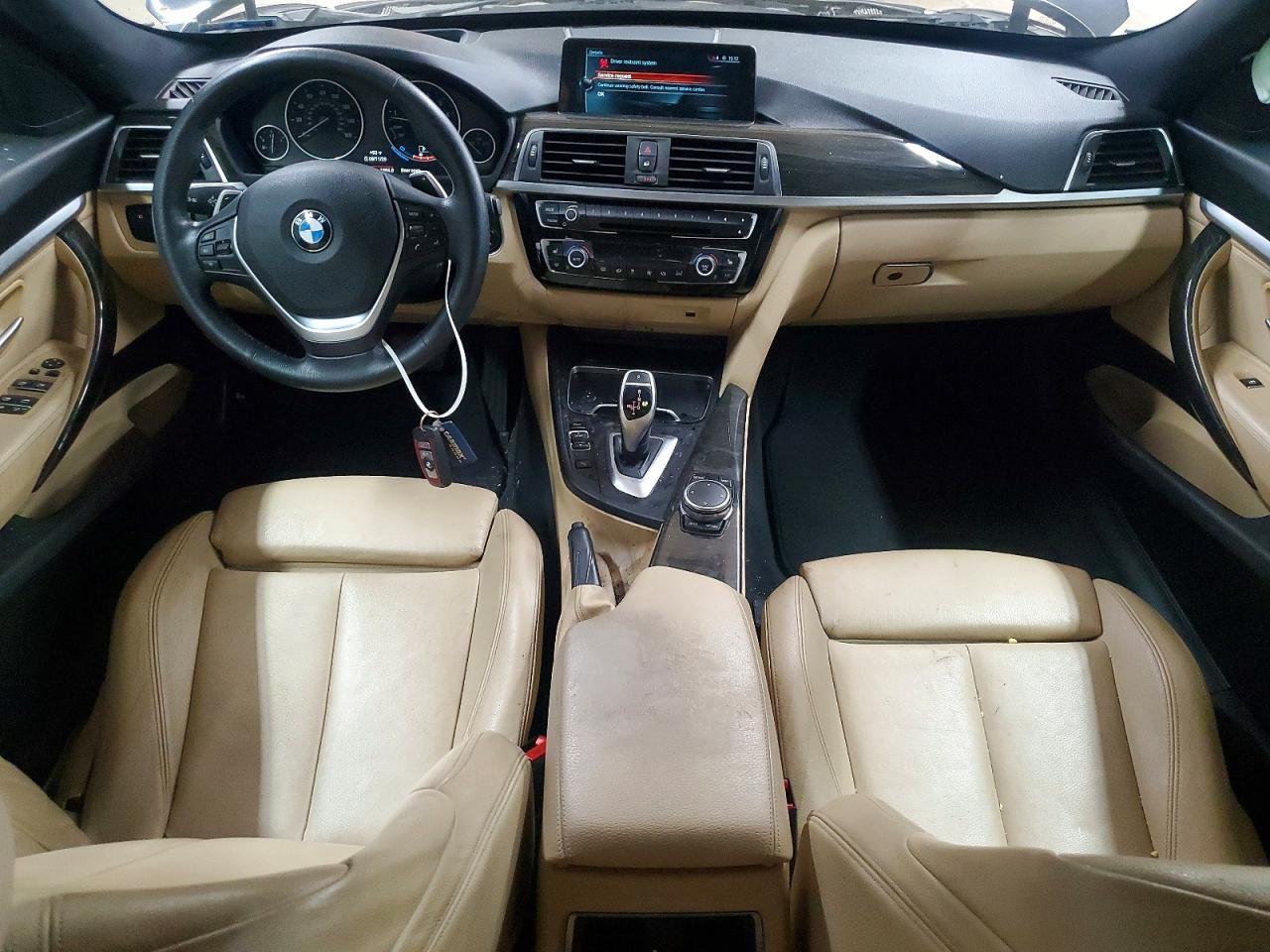 2017 BMW Seria 3 330i - zdjęcie 8