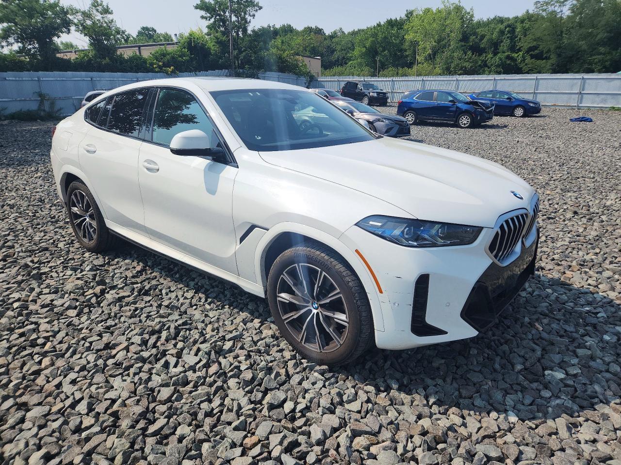 2026 BMW X6 xDrive4 - zdjęcie 4