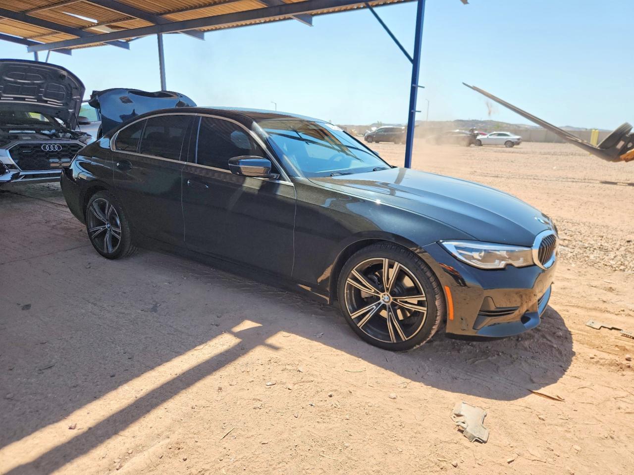 2020 BMW 330I - zdjęcie 4