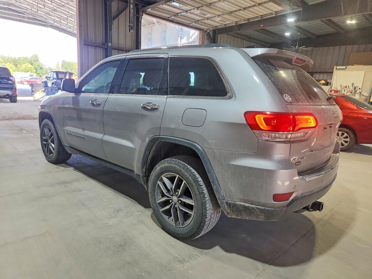 2018 Jeep Grand Cherokee Limited - zdjęcie 2