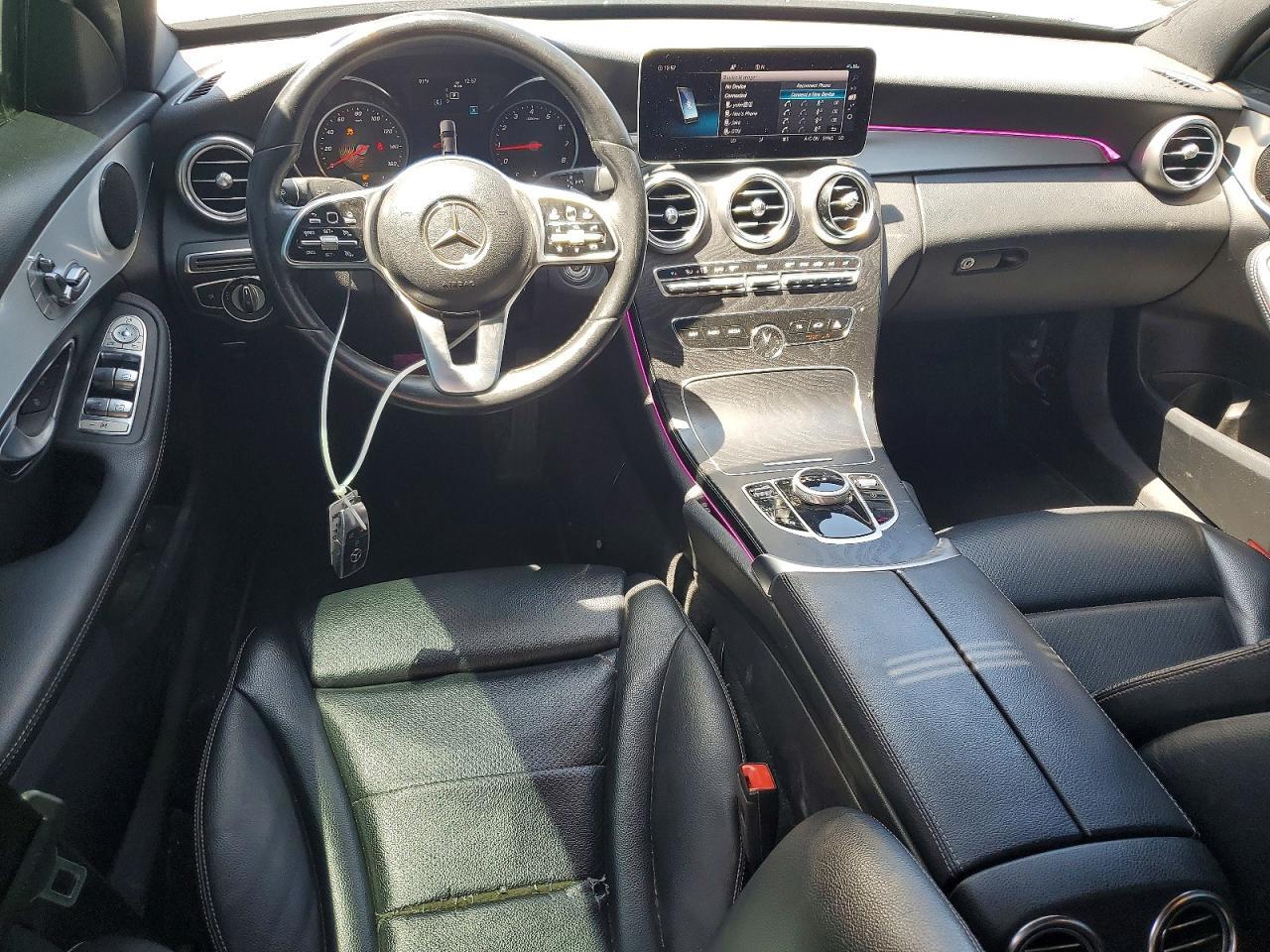 2019 Mercedes-Benz C 300 - zdjęcie 8