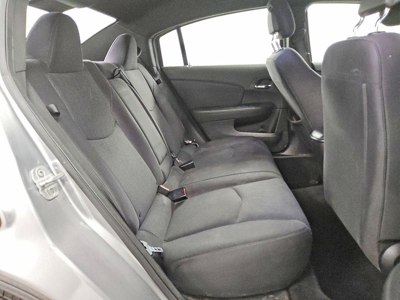 2013 Chrysler 200 Touring - zdjęcie 10