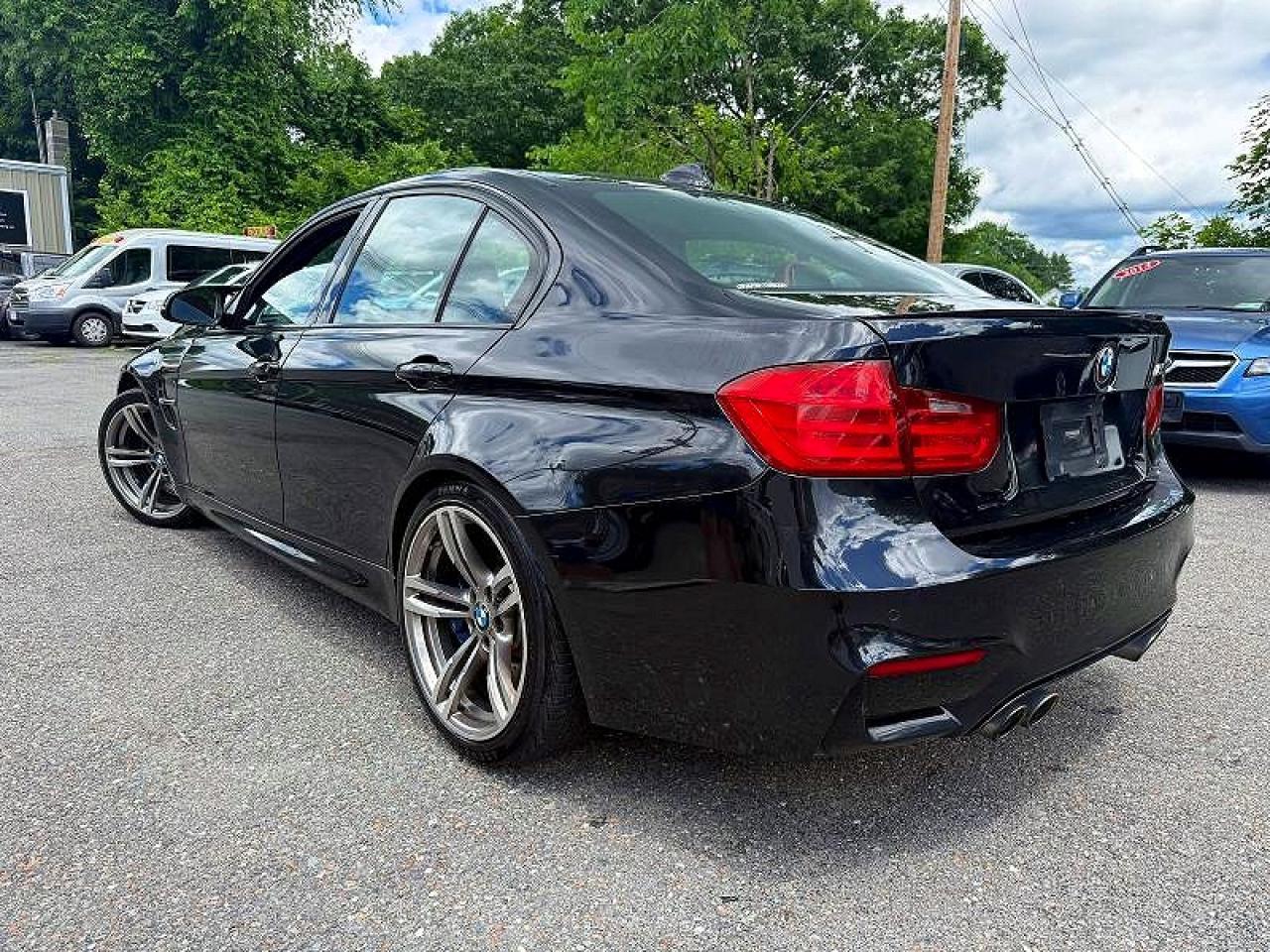 2015 BMW M3 - zdjęcie 2