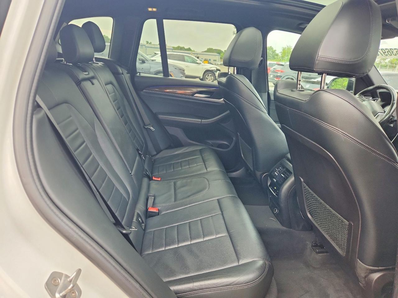2019 BMW X3 xDrive30I - zdjęcie 11