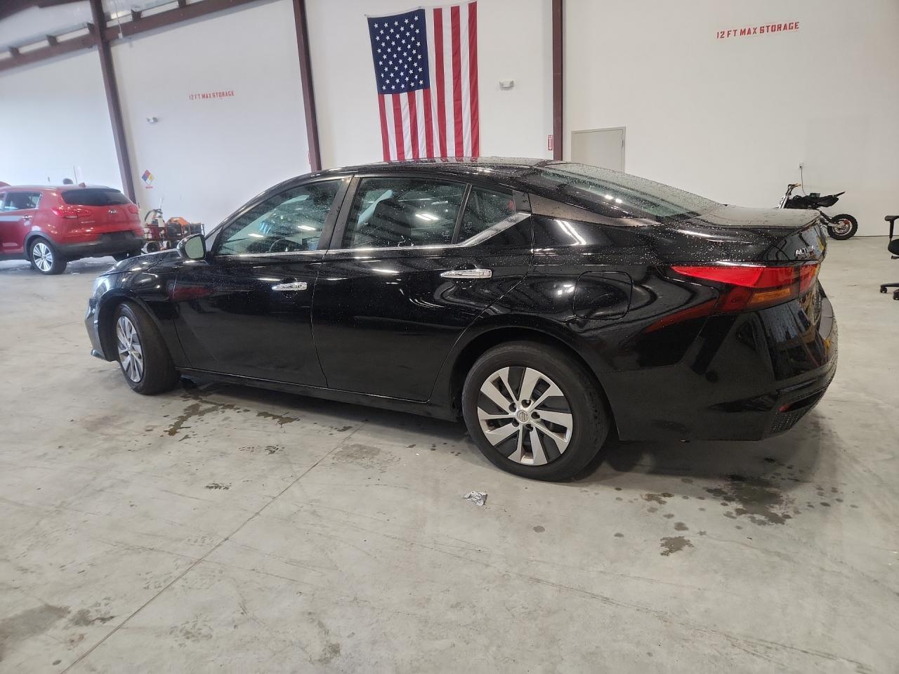 2021 Nissan Altima S - zdjęcie 2