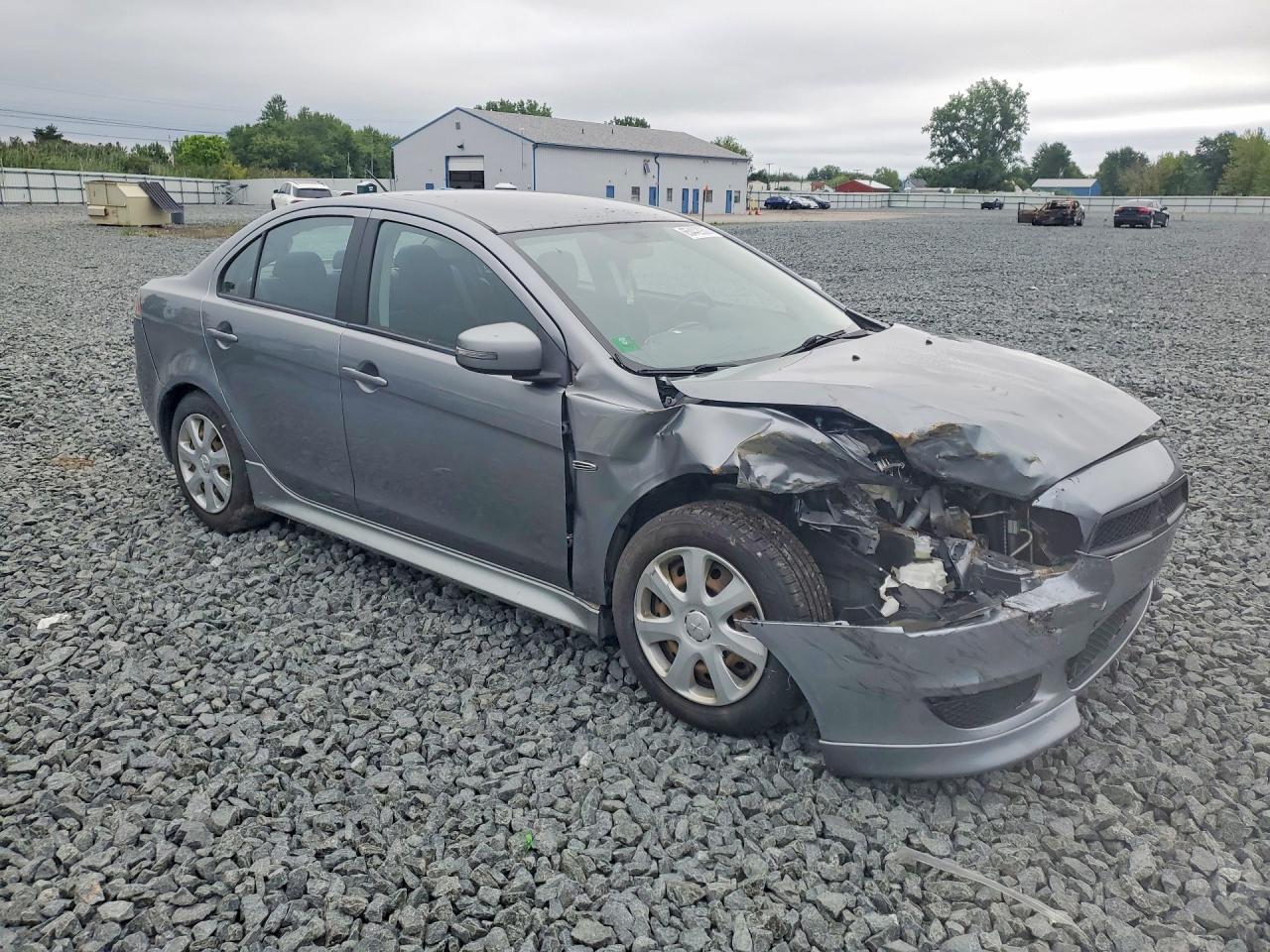2015 Mitsubishi Lancer Es - zdjęcie 4