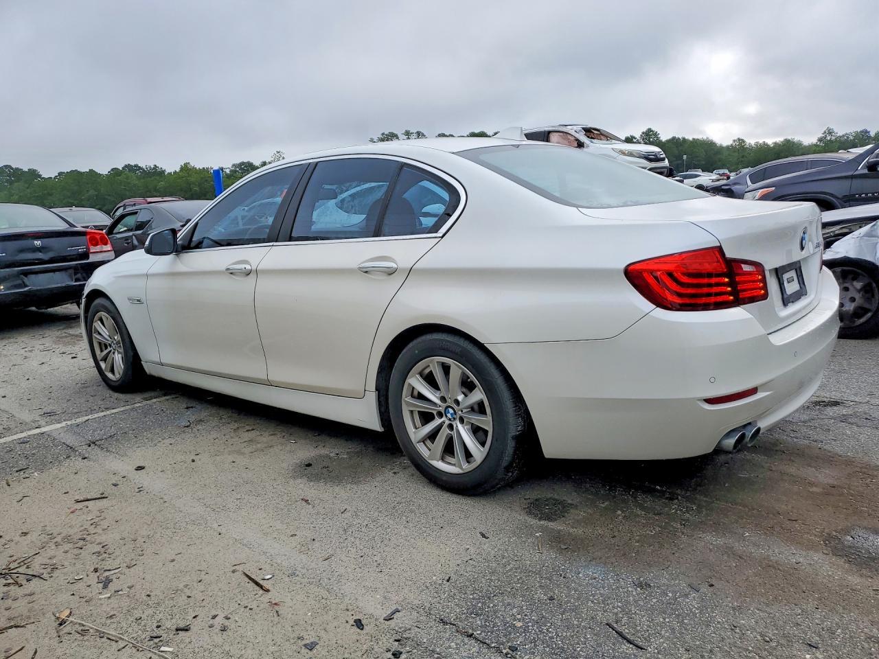 2016 BMW 528 I - zdjęcie 2
