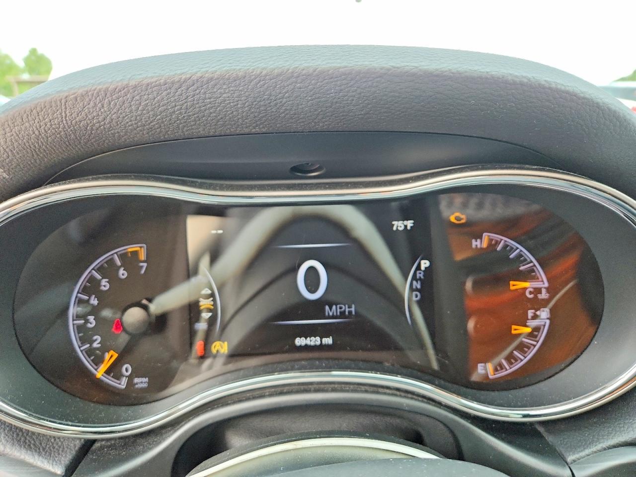 2019 Jeep Grand Cherokee Laredo - zdjęcie 9