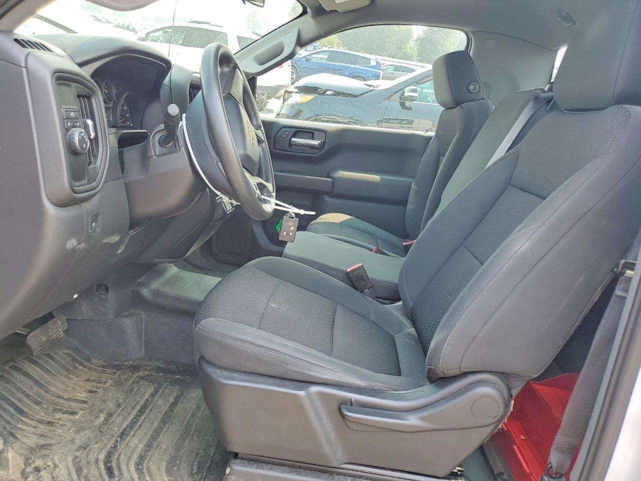 2021 Chevrolet Silverado C1500 - zdjęcie 7