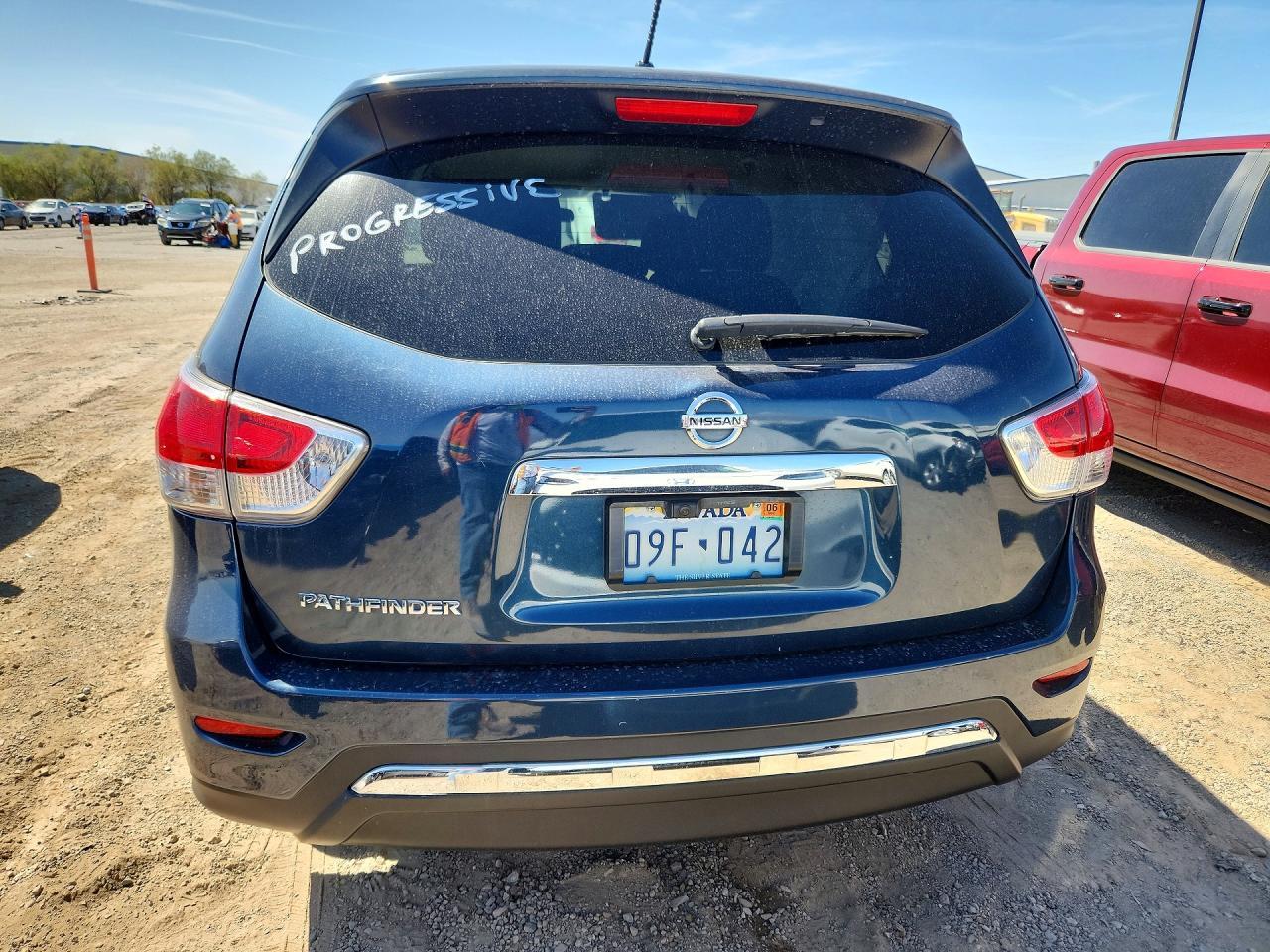 2014 Nissan Pathfinder S - zdjęcie 6