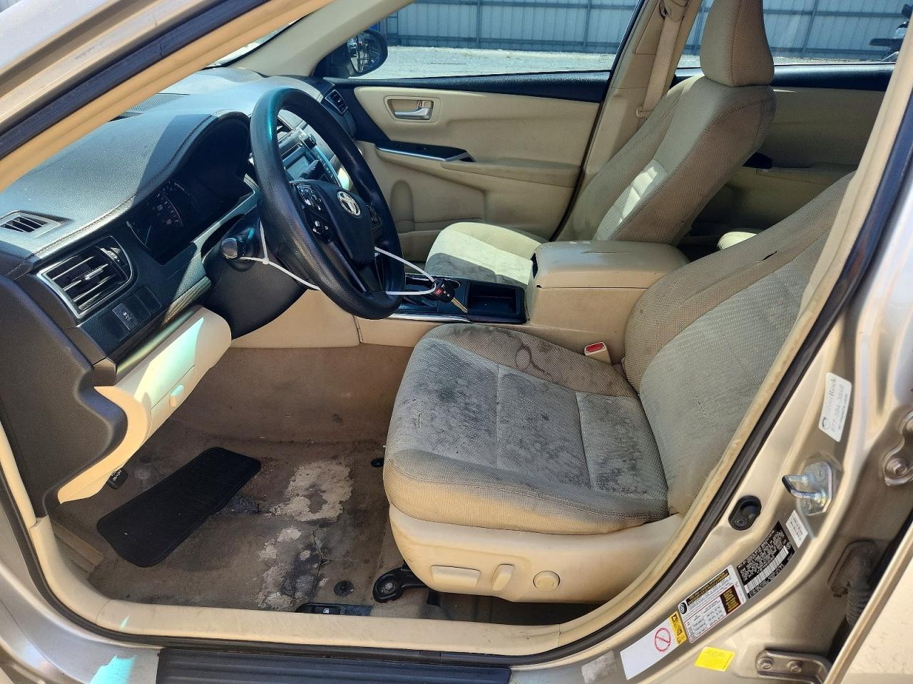 2015 Toyota Camry Le - zdjęcie 7