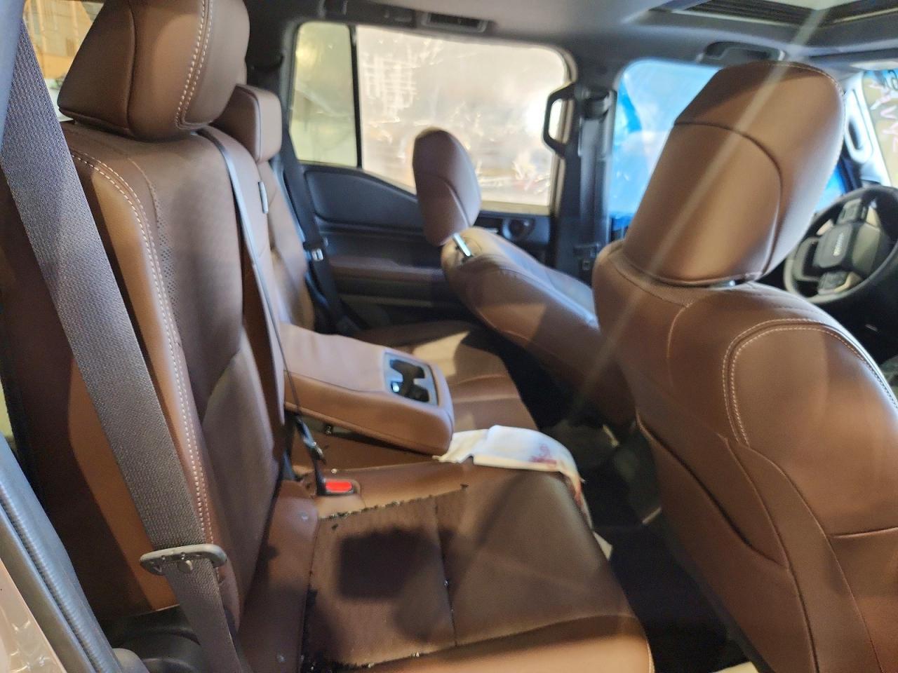 2024 Toyota Land Cruiser - zdjęcie 11