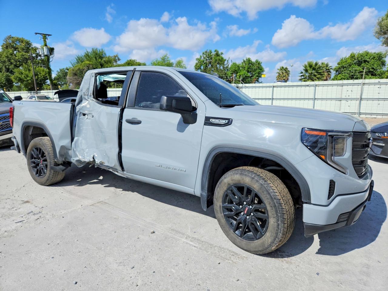 2024 GMC Sierra K1500 - zdjęcie 4