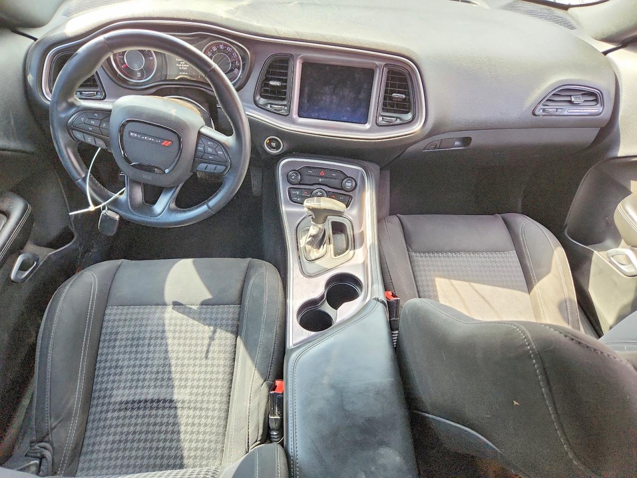 2015 Dodge Challenger Sxt - zdjęcie 8