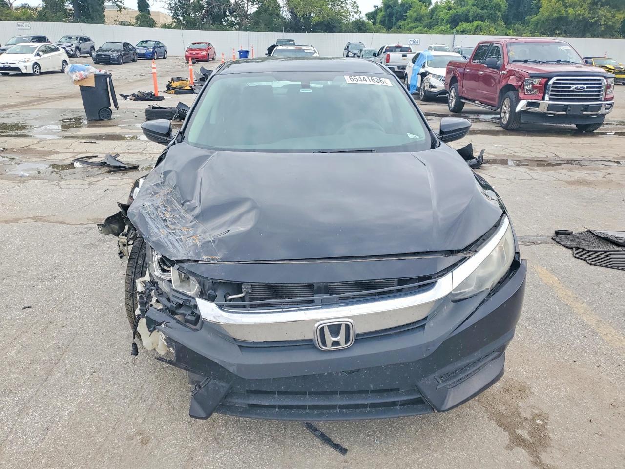 2017 Honda Civic Lx - zdjęcie 5