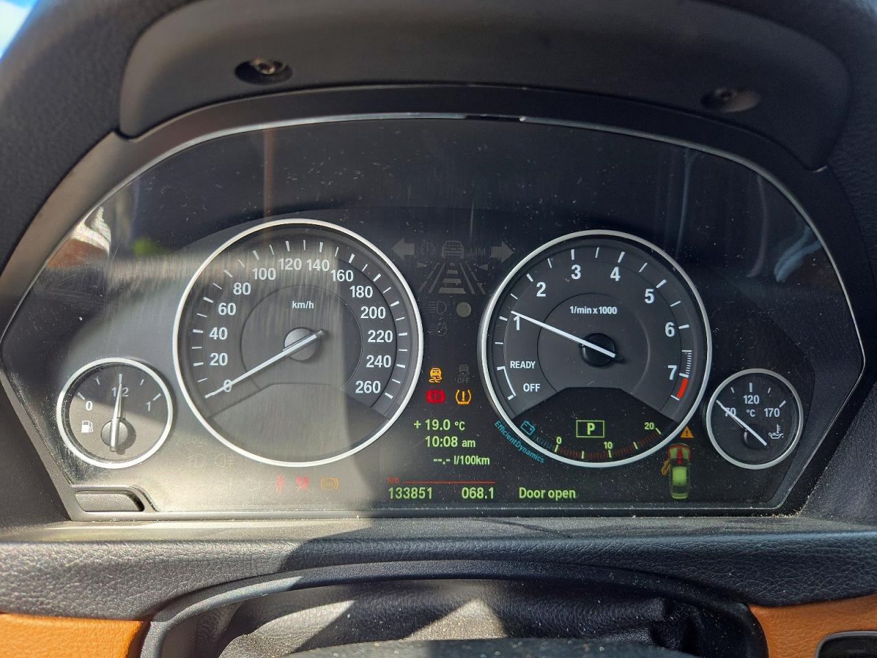 2013 BMW Seria 3 328i - zdjęcie 9