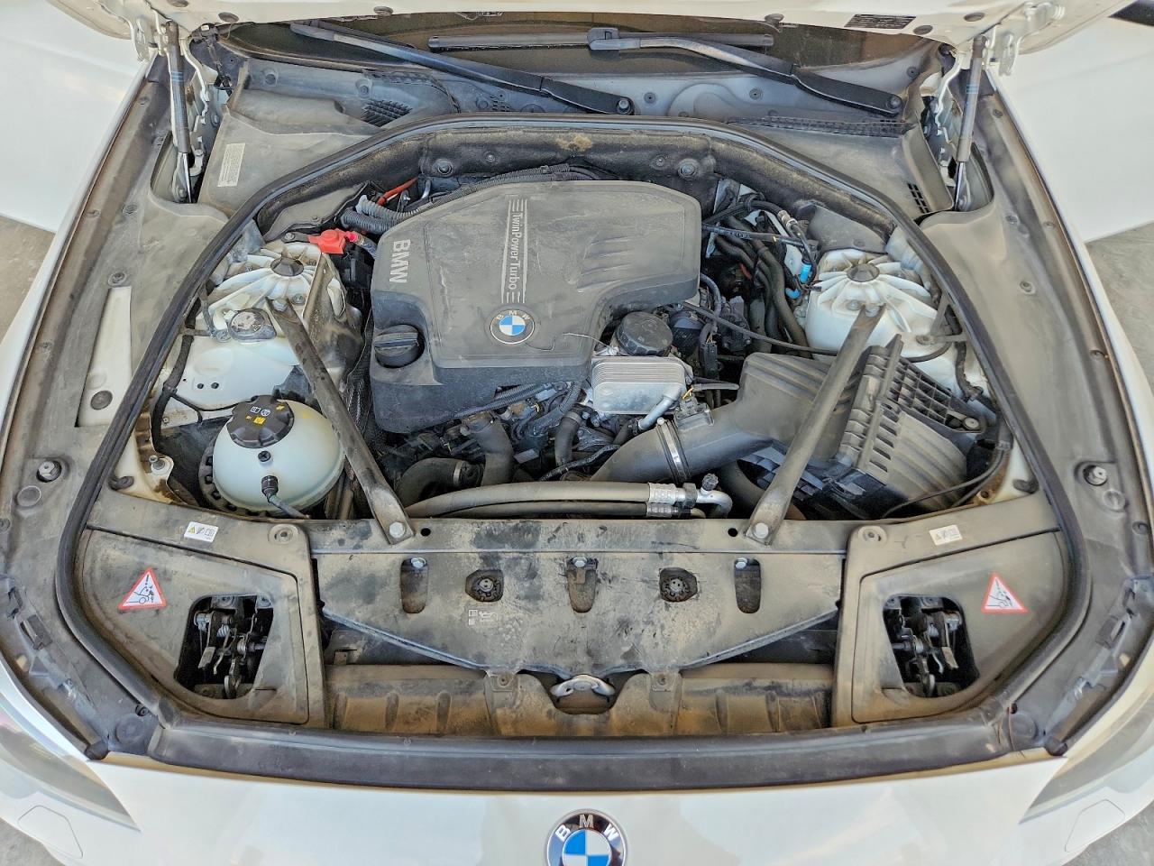 2016 BMW 528 Xi - zdjęcie 11
