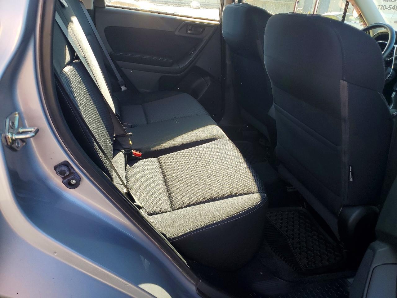 2014 Subaru Forester 2.5I - zdjęcie 11