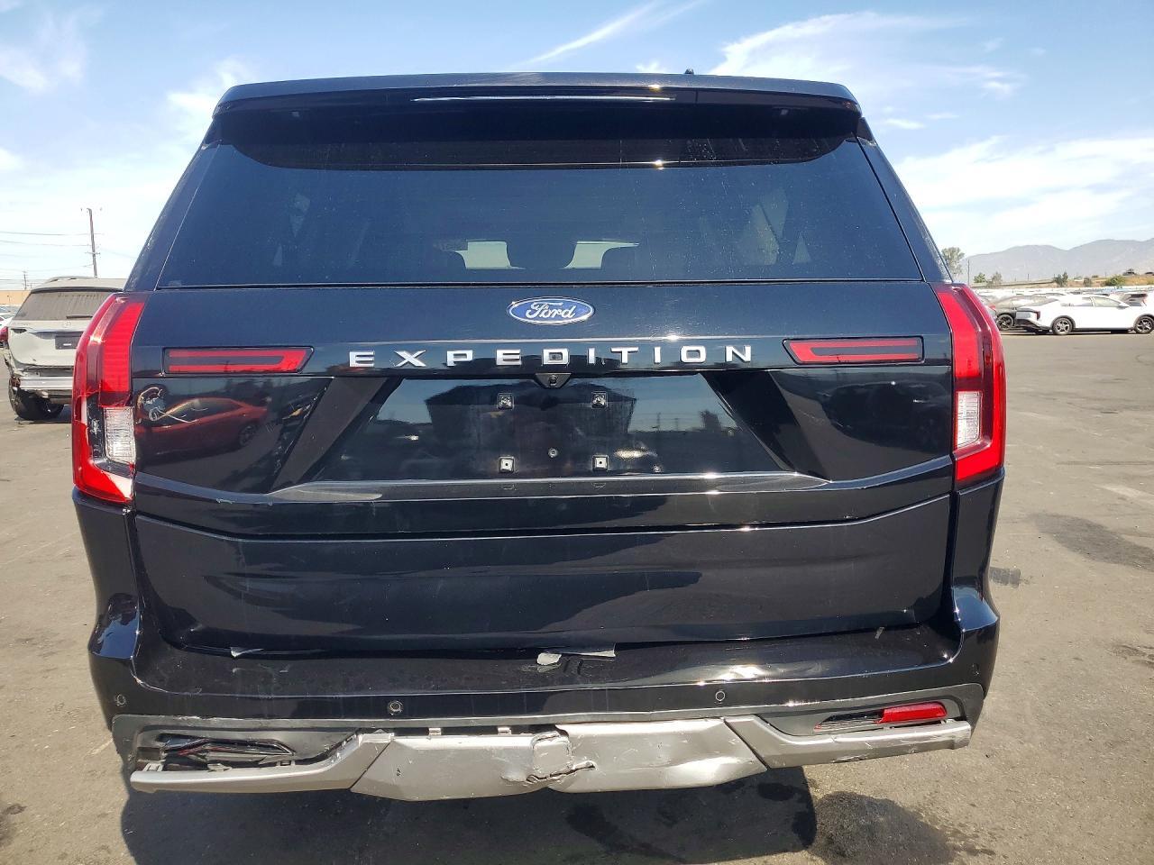 2025 Ford Expedition Max Platinum - zdjęcie 6