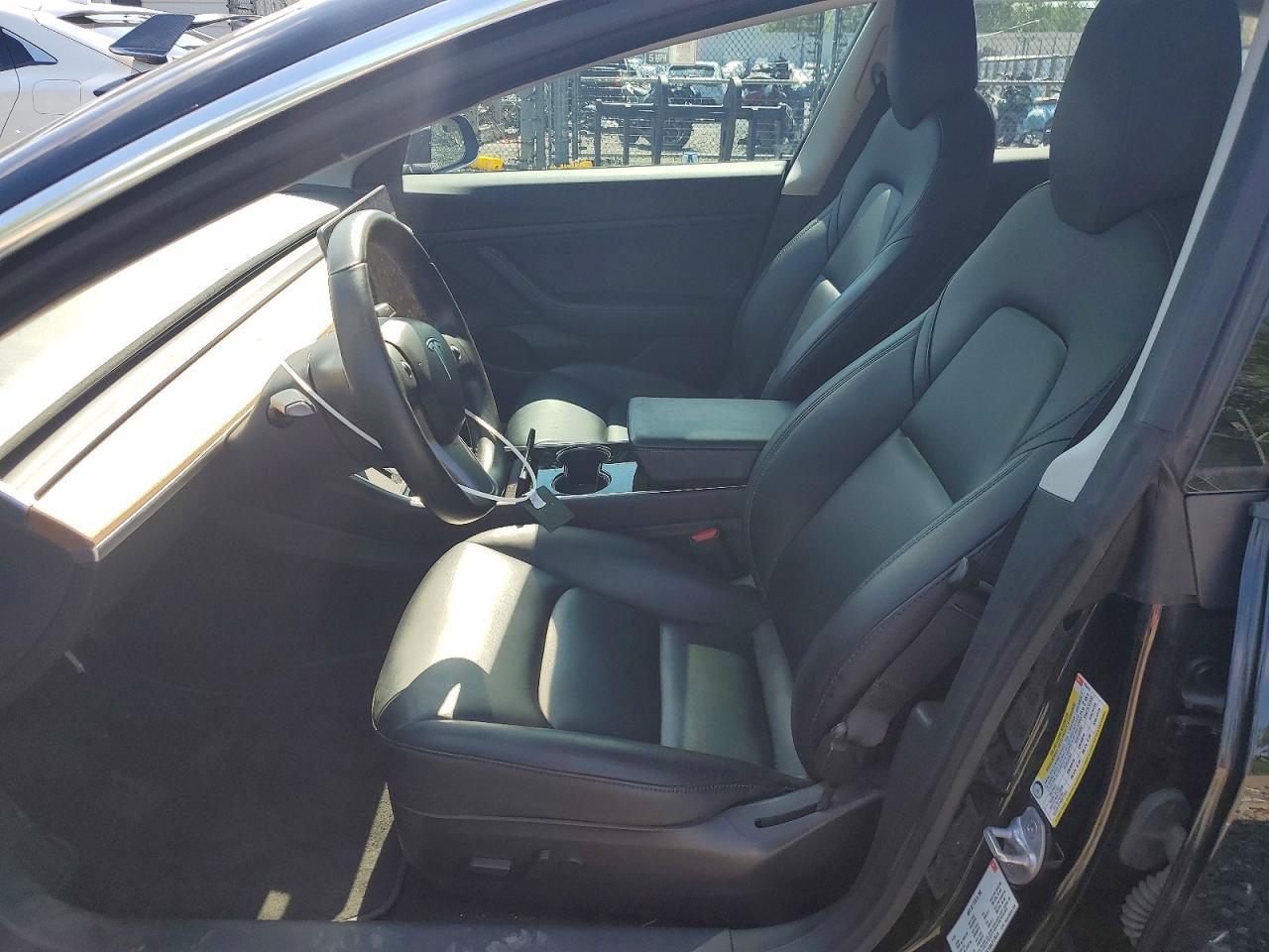 2018 Tesla Model 3 - zdjęcie 7
