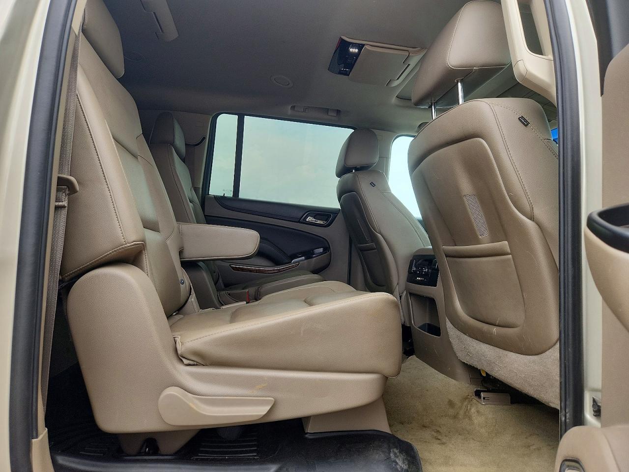 2016 Chevrolet Suburban K1500 Ltz - zdjęcie 11