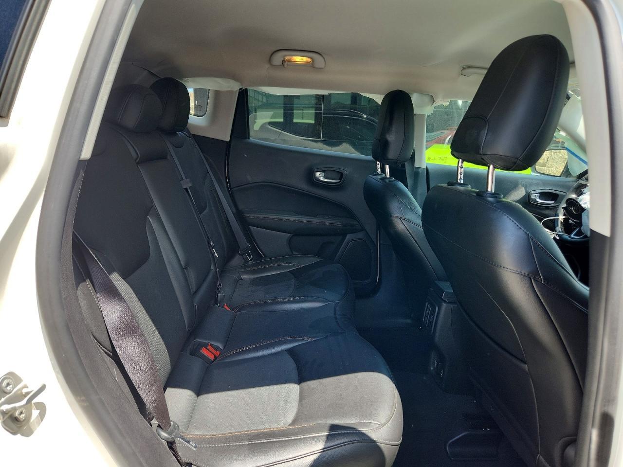 2021 Jeep Compass Limited - zdjęcie 11