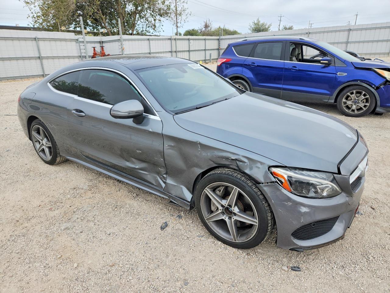 2017 Mercedes-Benz C 300 4Matic - zdjęcie 4