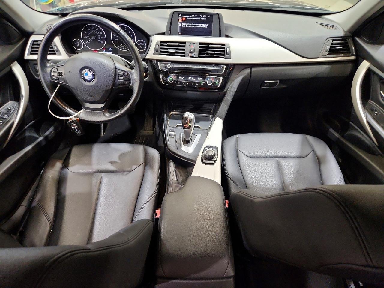 2017 BMW Seria 3 320i - zdjęcie 8
